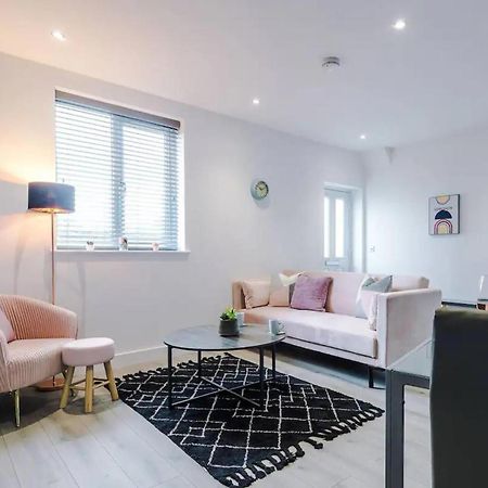 The Ecclesian Deluxe Apartments Near Trafford Centre Eccles Train Station Manchester Ngoại thất bức ảnh