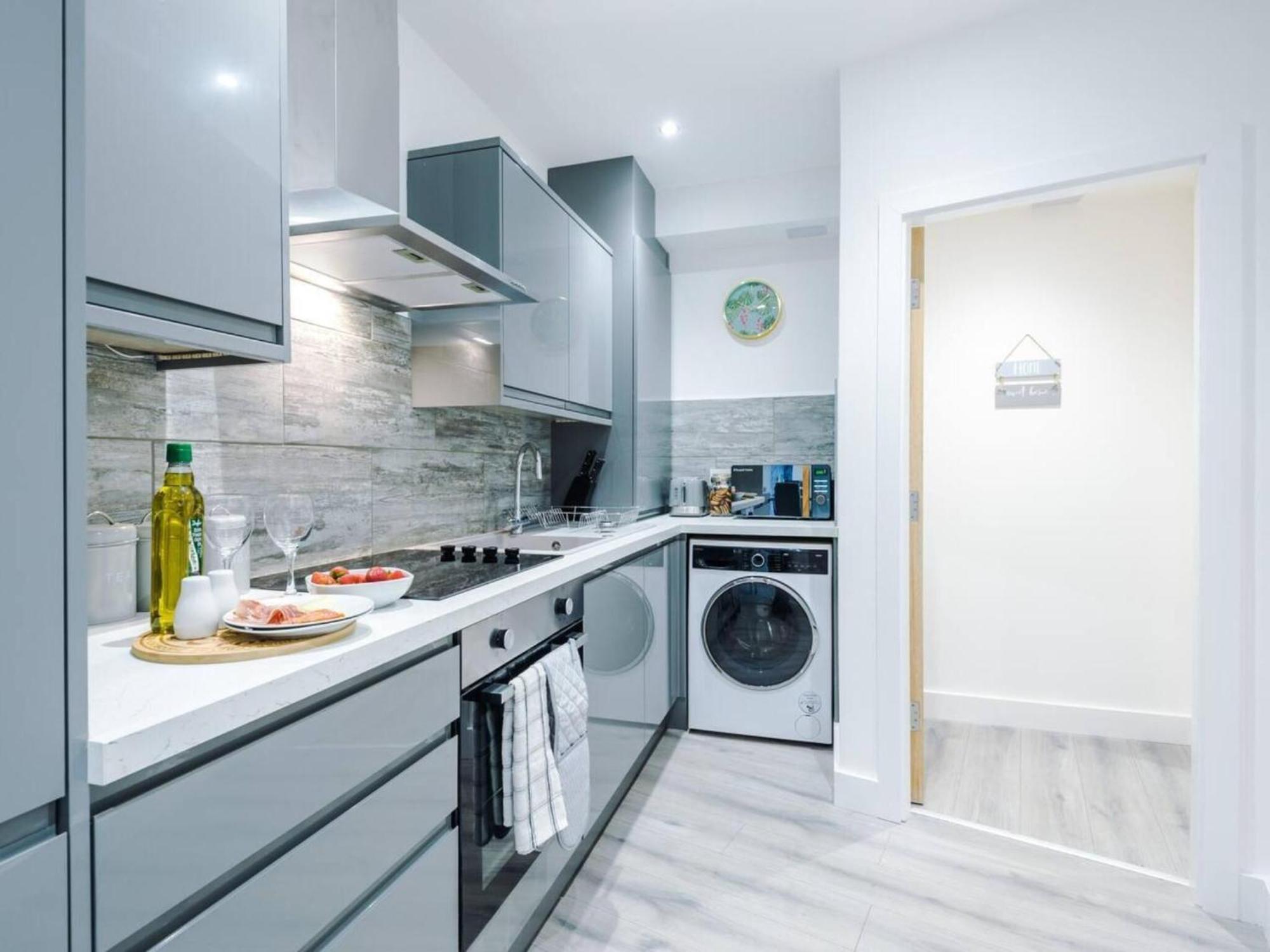 The Ecclesian Deluxe Apartments Near Trafford Centre Eccles Train Station Manchester Ngoại thất bức ảnh